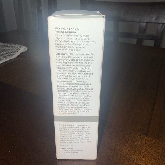NEW THE ORDINARY AHA 30% BHA 2% PEELING SOLUTION . Never open. - Picture 3 of 5